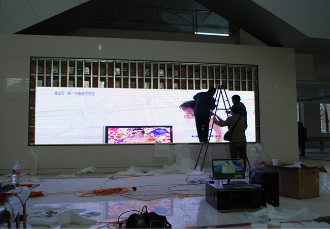 ��ȪLTD��ʾ��